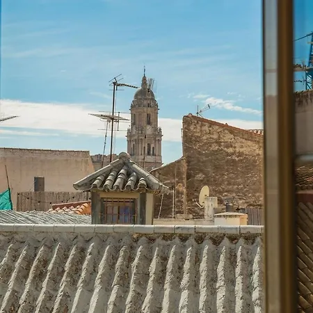 Appartement C61 - Brand New One Bedroom Cathedral Views